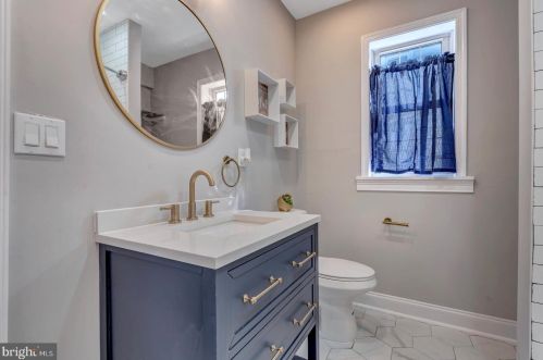 320 Maple Ave, Camden NJ  08109-2622 exterior