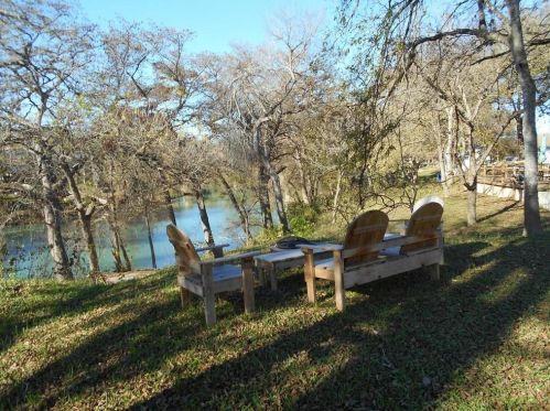 1000 Boenig St, Seguin TX  78155-6728 exterior