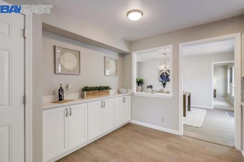 1513 142nd Ave, San Leandro CA  94578-1707 exterior