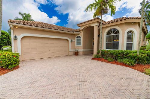 5088 Ventura Dr, Delray Beach, FL 33484-7811