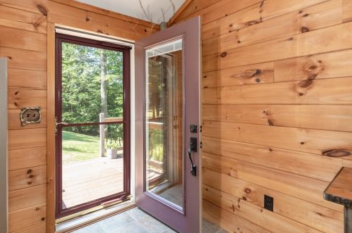 63 Durrell Mountain Rd, Belmont NH  03220-3305 exterior