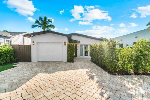 411 7th Ave, Delray Beach FL  33483-5613 exterior