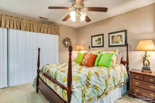 4810 Huron Dr, Pensacola FL  32507-8739 exterior