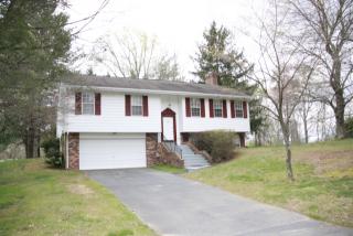 10535 Brevity Dr, Great Falls VA  22066-1729 exterior