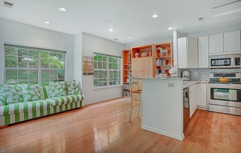 20 Four Oaks Rd, Bedminster NJ  07921-2048 exterior