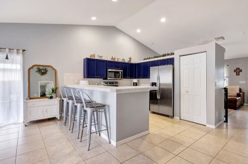 1910 Dorado Ln, Fort Pierce FL 34953-1826 exterior