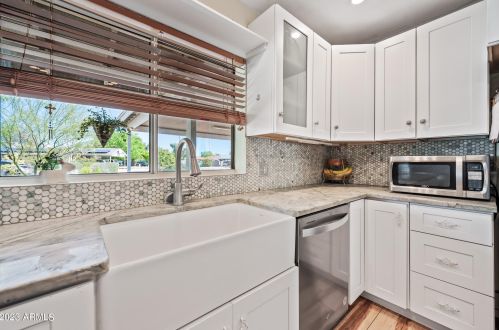 4150 18 Ave, Phoenix AZ 85015-3840 exterior