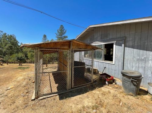 22619 Eastside Rd, Willits CA  95490-9780 exterior