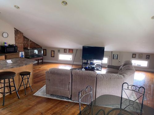 1103 Pike St, Covington KY 41011-2268 exterior