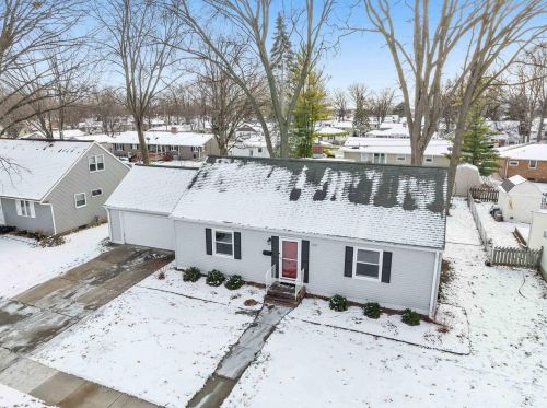 1071 Liberty St, Green Bay WI  54304-3854 exterior