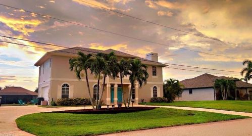 1931 17th Pl, Cape Coral, FL 33909-5493
