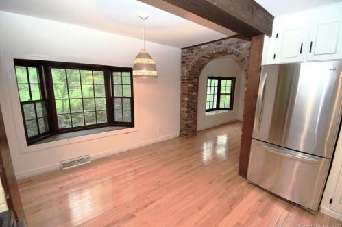 168 Sea Hill Rd, North Branford CT  06471-1406 exterior