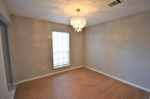 7003 Fox Knoll Ln, Humble, TX 77338-1427