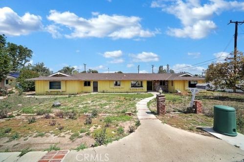 5152 Grandview Ave, Yorba Linda CA  92886-4239 exterior