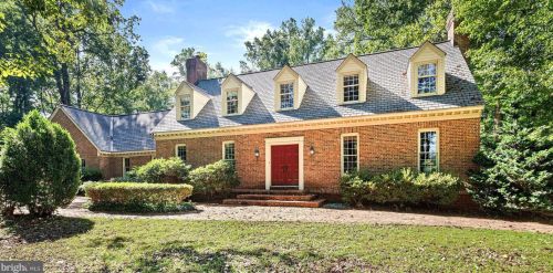 15640 Lansdowne Ln, Haymarket, VA 20169-1944