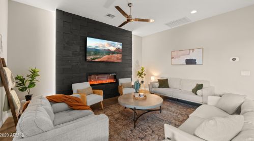 6846 13th Pl, Phoenix AZ  85014-1120 exterior