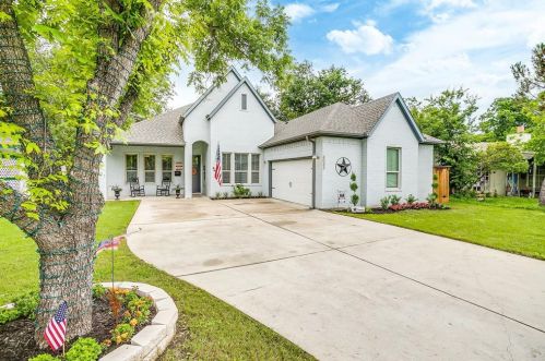 4032 Carolyn Rd, Fort Worth, TX 76109-4549