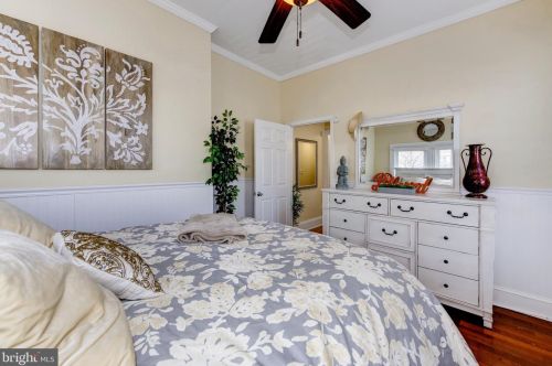 414 Monmouth St, Gloucester NJ  08030-1722 exterior