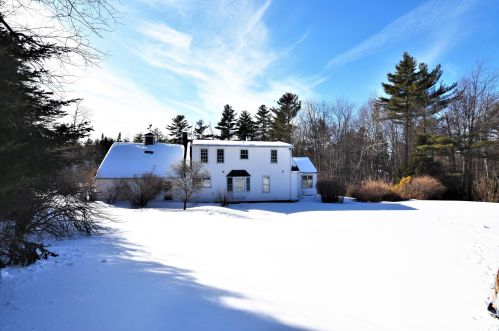 130 Pine Ridge Rd, Sunapee, NH 03782-2208
