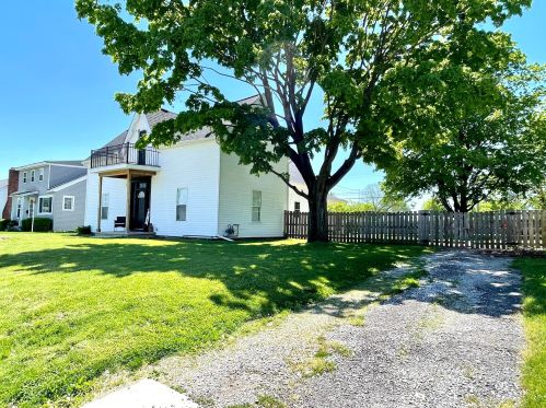 1023 Washington Ave, Washington Court House OH  43160-2057 exterior