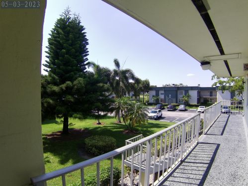 266 Piedmont F, Delray Beach FL  33484-5044 exterior