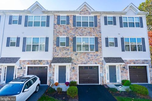 4133 Sophia Ln, Boothwyn, PA 19061-2807