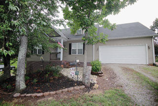 7023 Brittney Cir, Baxter, TN 38544-4972