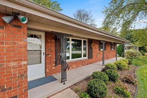 111 Lebrun St, Green Bay, WI 54301-1021
