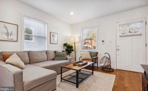 120 Darrington St, Washington, DC 20032-2245
