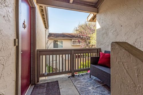 19105 Vineyard Ln, Saratoga, CA 95070-4502