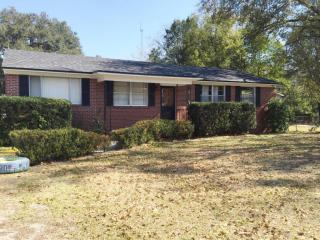 2331 Welcome Ln, Jacksonville, FL 32216-5289