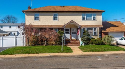 1364 I St, Floral Park, NY 11003-3846