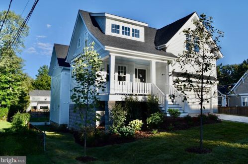 608 Jackson St, Falls Church VA  22046-2828 exterior