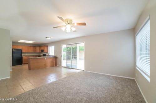 1025 Tiago Dr, Gilbert AZ  85233-7948 exterior