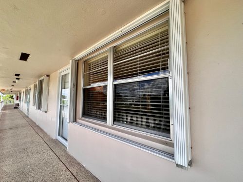 61 Hastings D, West Palm Beach FL  33417-1205 exterior