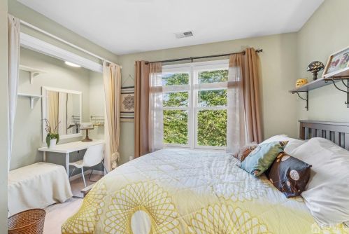 129 Randolph Ave, South Plainfield NJ  07080-4024 exterior