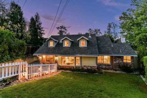 40 Karol Ln, Concord, CA 94523-3505