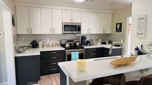 1050 Louise Dr, Palm Springs CA  92262-3241 exterior