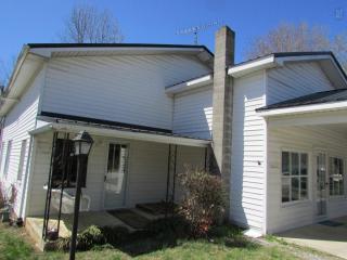 3104 Us 41, Pelham, TN 37366-6038