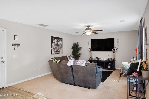 72 Shadow Moss Dr, Beaufort SC  29906-6005 exterior