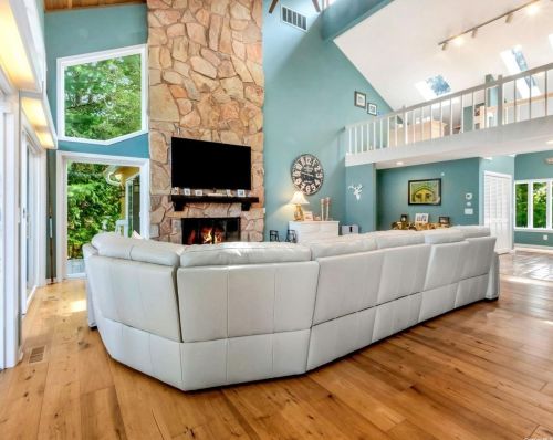 400 Windjammer Dr, Southold NY  11971-2217 exterior