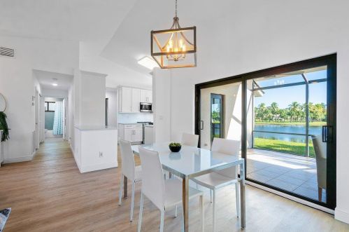 5657 Aspen Ridge Cir, Delray Beach FL  33484-2585 exterior