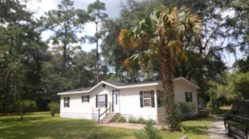 54 Crystal Ln, Crawfordville, FL 32327-0013