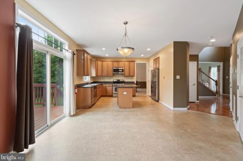 608 Archibald Ln, Florence NJ  08518-4010 exterior