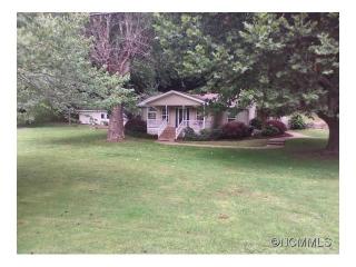 108 Old Candler Town Rd, Biltmore Lake, NC 28715-8722