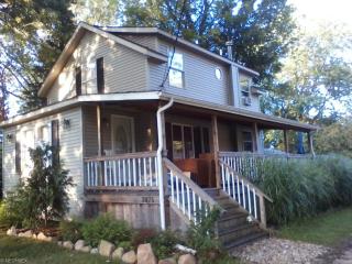 3975 Green Rd, Perry, OH 44081-9664