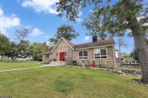 48 Bensam Pl, Paterson NJ 07508-3009 exterior