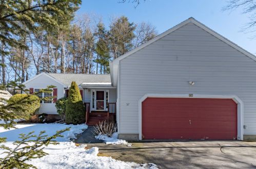 57 Glasgow Cir, Hudson, NH 03051-3758