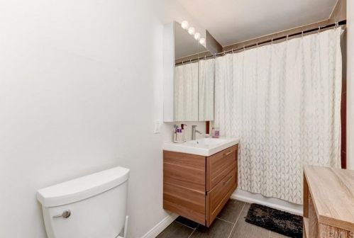 4075 Epsilon St, San Diego CA 92113-4305 exterior