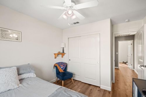 7018 Westminster Ct, Vacaville CA  95687-8254 exterior